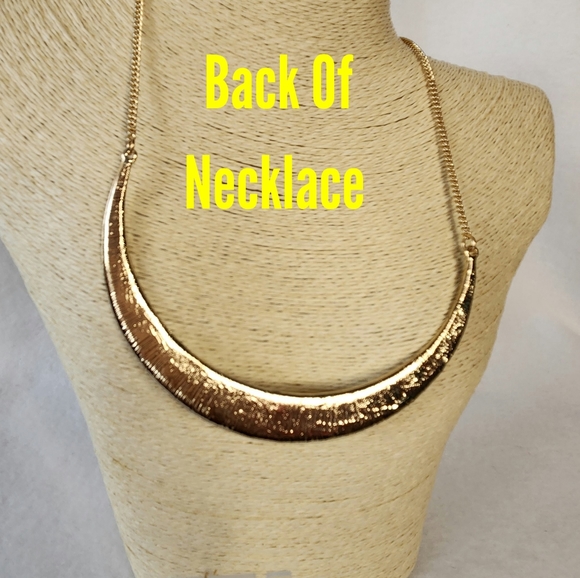 C.L.O.V.E.R Goldplated Necklace & Earring Set - Picture 4 of 8